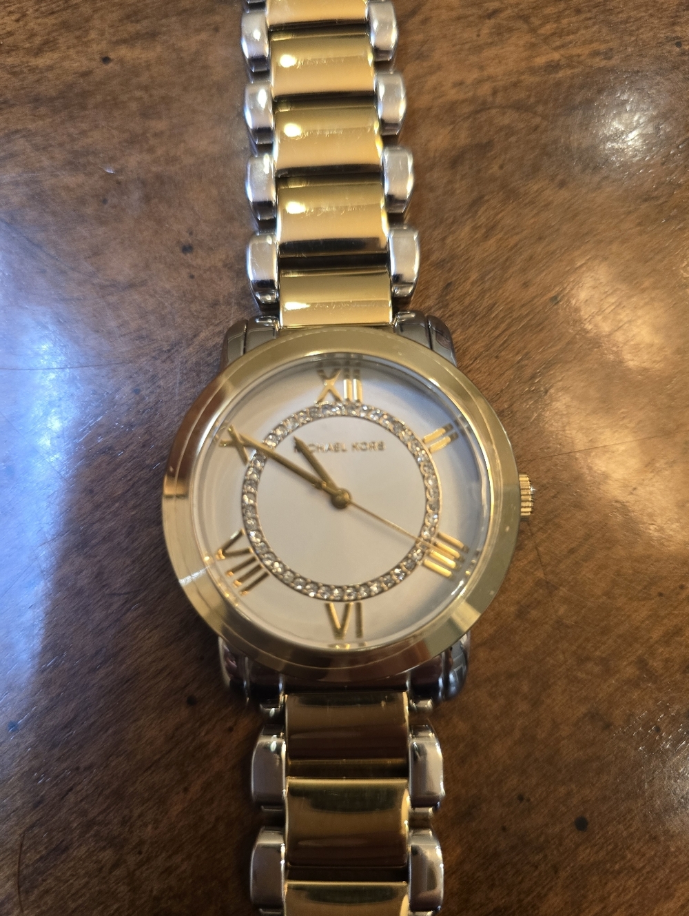 Michael Kors Darci style gold watch Roman numeral crystal - Picture 2 of 4
